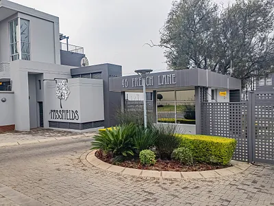 2 Bedroom Apartment To Rent in Sandton - c0vw.webp