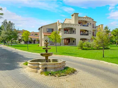 2 Bedroom Apartment For Sale in Randburg - img