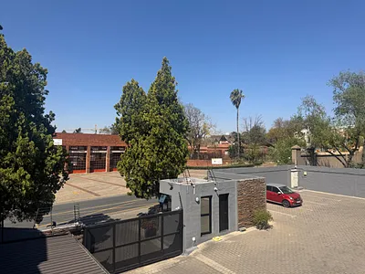 1 Bedroom Apartment To Rent in Sandton - rZux.webp