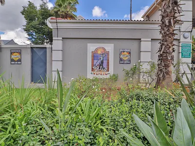 2 Bedroom Apartment To Rent in Johannesburg - Tqyj.webp