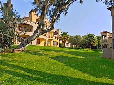 2 Bedroom Apartment For Sale in Randburg - 5Sjj.webp