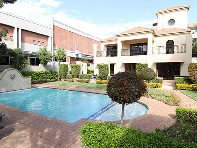 2 Bedroom Apartment For Sale in Sandton - img