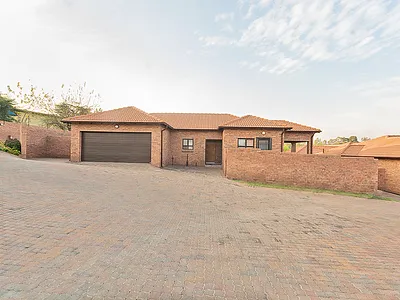 3 Bedroom House For Sale in Randburg - img