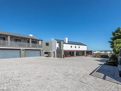 6 Bedroom House For Sale in Langebaan - NwwJ.webp