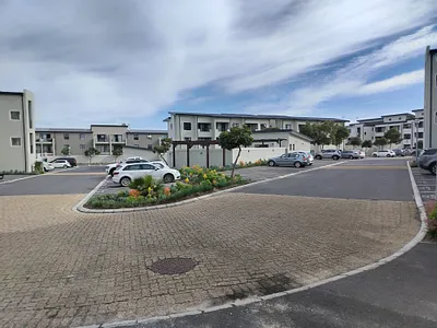 2 Bedroom Apartment To Rent in Milnerton - Goxv.webp