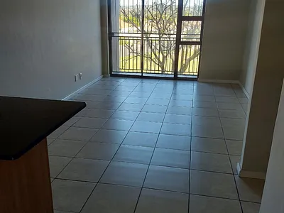 2 Bedroom Apartment To Rent in Durbanville - 4x0h.webp
