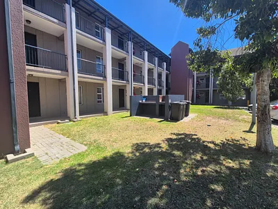 2 Bedroom Apartment To Rent in Kraaifontein - xVe7.webp