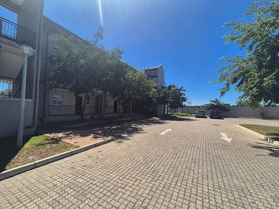 2 Bedroom Apartment To Rent in Kraaifontein - VNmj.webp