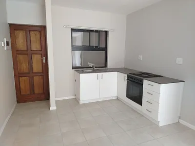 2 Bedroom Apartment To Rent in Cape Town - BGm6.webp