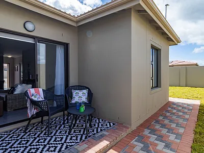 3 Bedroom Townhouse To Rent in Kuils River - Fkmo.webp