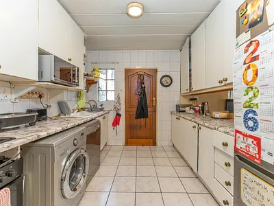 2 Bedroom Apartment For Sale in Edenvale - img