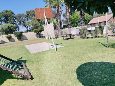 2 Bedroom Apartment For Sale in Edenvale - img