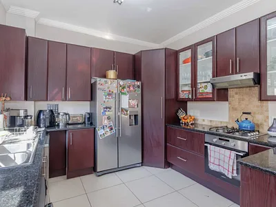 3 Bedroom House For Sale in Edenvale - c50d.webp