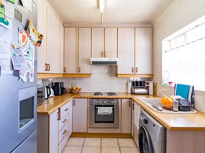 3 Bedroom House For Sale in Edenvale - img
