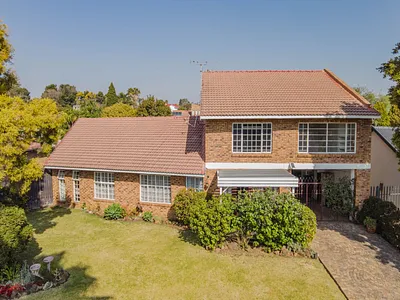 5 Bedroom House For Sale in Edenvale - img