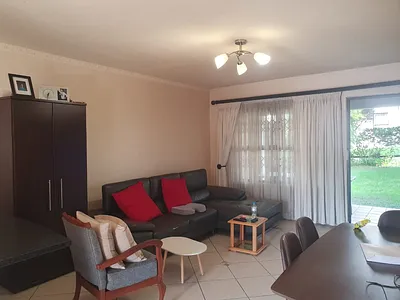 2 Bedroom Apartment For Sale in Edenvale - img