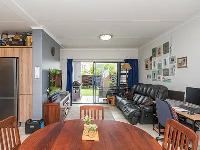 3 Bedroom Apartment For Sale in Sandton - img