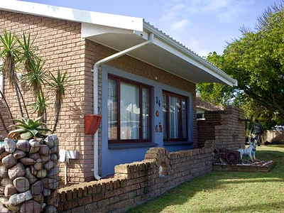 3 Bedroom House To Rent in Hartenbos - p9o9.webp