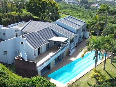 5 Bedroom House For Sale in East London - aVBa.webp
