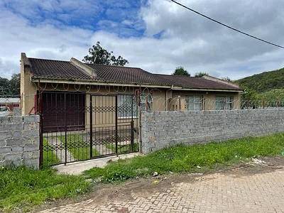3 Bedroom House For Sale in Butterworth - D1Ku.webp