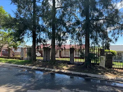 3 Bedroom House For Sale in Mthatha - img