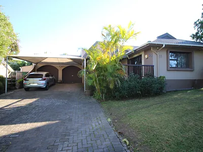 4 Bedroom House For Sale in East London - IHkz.webp