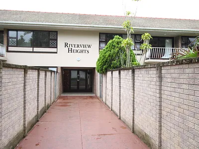 2 Bedroom Apartment For Sale in East London - img
