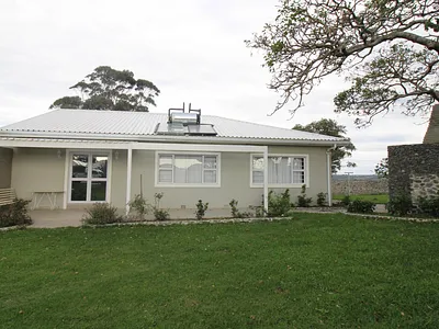 3 Bedroom House To Rent in East London - img