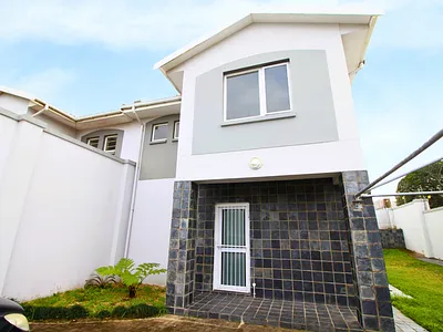 3 Bedroom House For Sale in East London - odip.webp