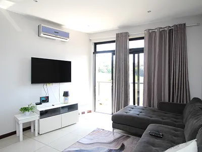 2 Bedroom Apartment For Sale in East London - img