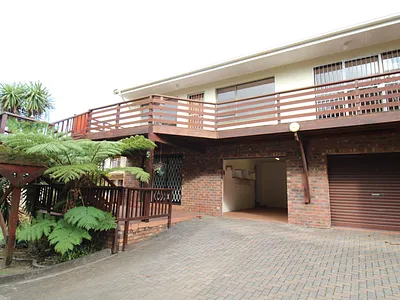 3 Bedroom Apartment To Rent in East London - znuy.webp