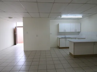 2 Bedroom Apartment To Rent in East London - W4JO.webp