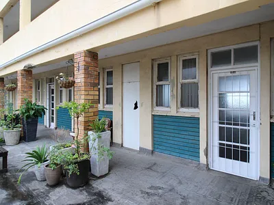 2 Bedroom Apartment For Sale in East London - cTZG.webp