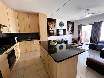 2 Bedroom Townhouse For Sale in East London - XAHh.webp