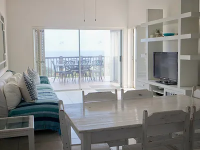 3 Bedroom Apartment For Sale in Knysna - hyLh.webp