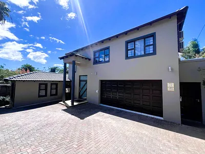 5 Bedroom House For Sale in East London - wLSO.webp