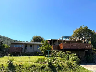 4 Bedroom House For Sale in Knysna - Aub1.webp