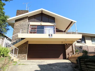 4 Bedroom House To Rent in East London - yIs6.webp