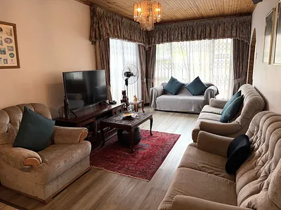 3 Bedroom House For Sale in East London - sRSZ.webp