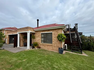 3 Bedroom House For Sale in George - Ts2h.webp