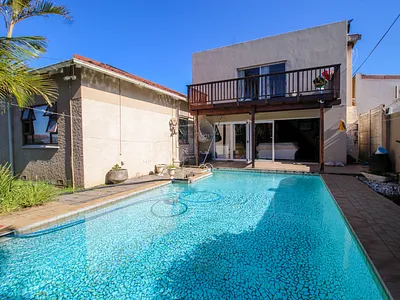 4 Bedroom House For Sale in East London - CzRw.webp