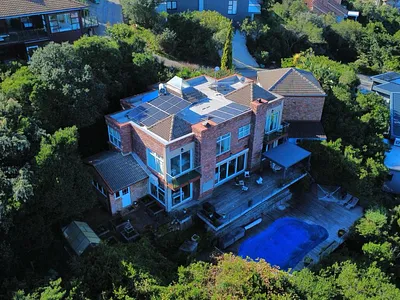 4 Bedroom House For Sale in Wilderness - img