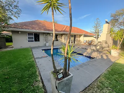 4 Bedroom House For Sale in East London - I4MJ.webp