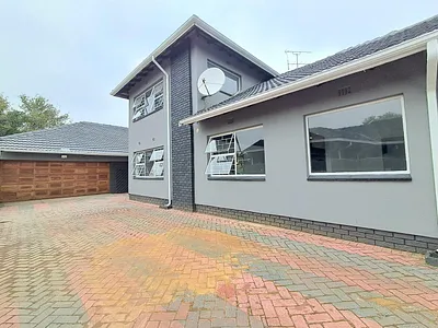 4 Bedroom House For Sale in Alberton - Yo8Z.webp
