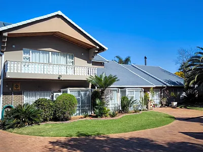 4 Bedroom House For Sale in Alberton - img