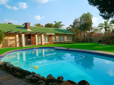 4 Bedroom House For Sale in Alberton - Ttp3.webp