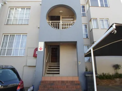 2 Bedroom Townhouse For Sale in Johannesburg - 8VO1.webp
