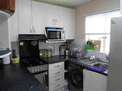 2 Bedroom Townhouse For Sale in Johannesburg - AwBg.webp