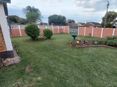 Commercial Property To Rent in Germiston - iN1q.webp