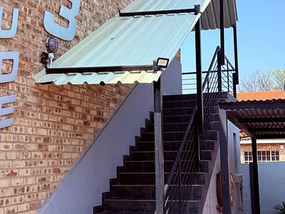 2 Bedroom Apartment To Rent in Potchefstroom - z0AB.webp